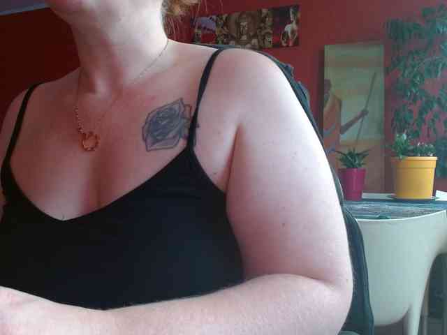 Petitoiseaucoqui... Live Webcam on BongaCams