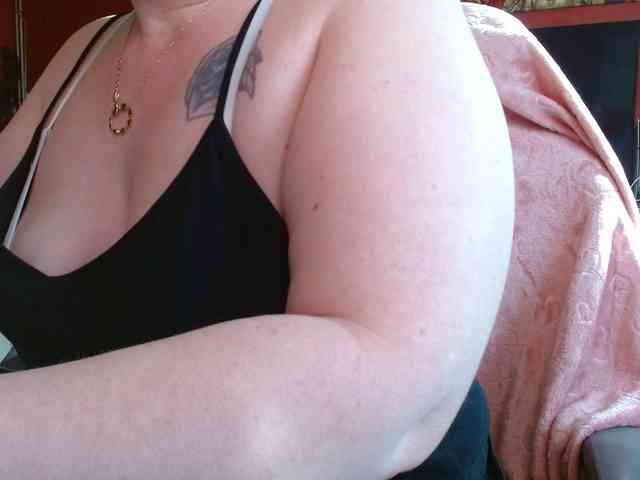 Petitoiseaucoquine webcam