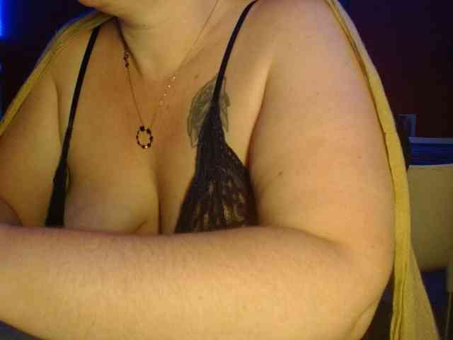 Petitoiseaucoquine webcam