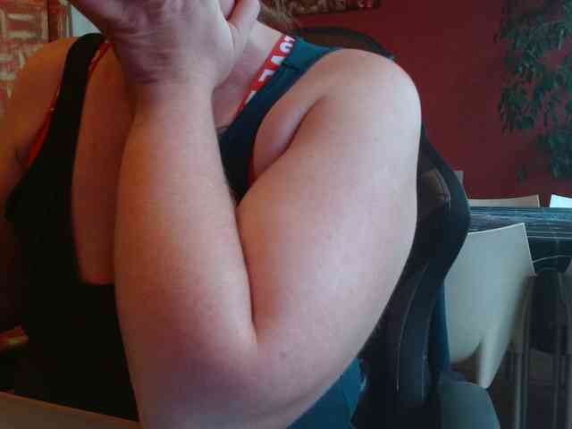 Petitoiseaucoquine webcam