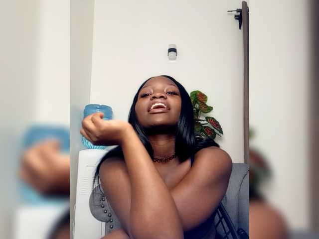 dilanloyal webcam bongacams model stream image