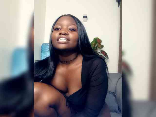 dilanloyal Live Webcam on BongaCams