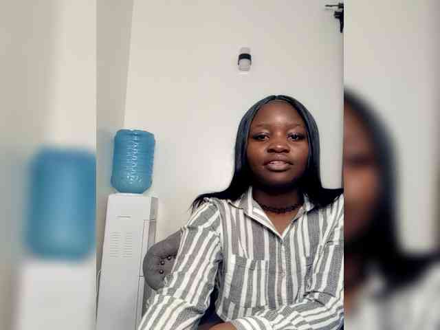 dilanloyal Live Webcam on BongaCams