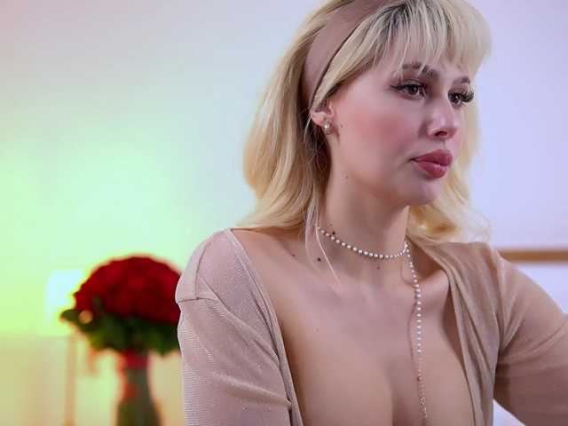 AdelineKing from BongaCams is Freechat