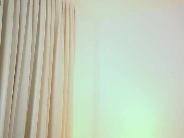 AdelineKing from BongaCams