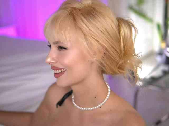 sex videochat AdelineKing