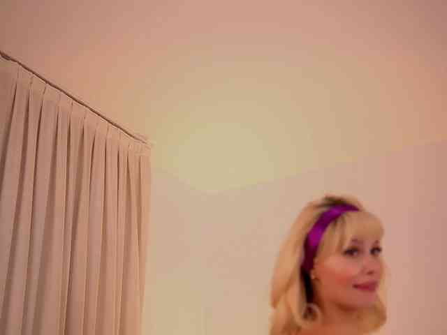 AdelineKing AdelineKing