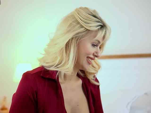 AdelineKing AdelineKing