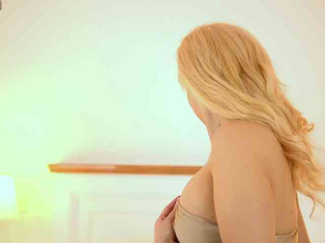 AdelineKing AdelineKing