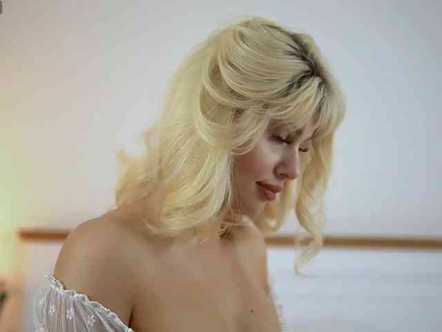 AdelineKing AdelineKing