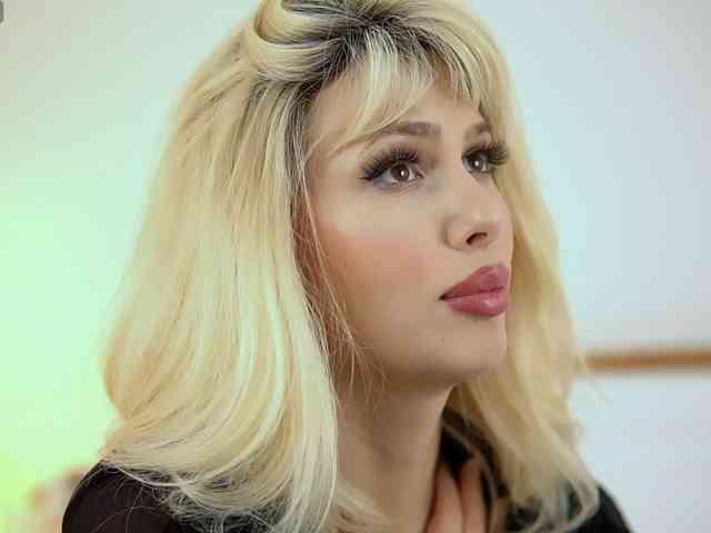 AdelineKing AdelineKing