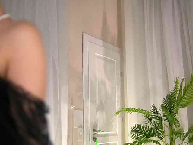 AdelineKing webcam