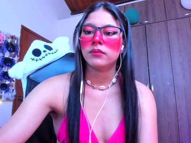 ALYSSON18 webcam