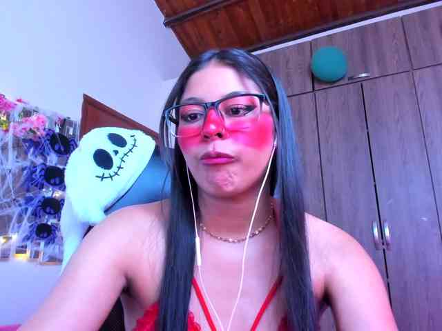 ALYSSON18 webcam