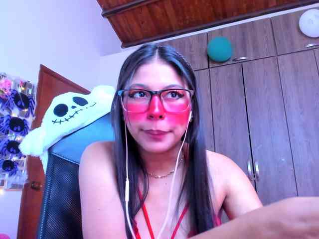 ALYSSON18 webcam