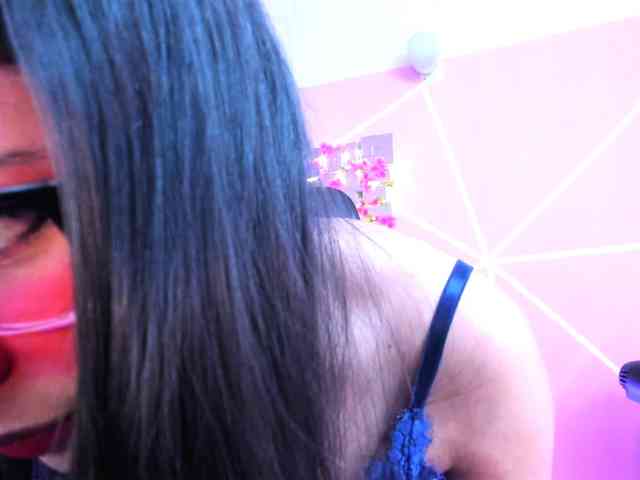 ALYSSON18 webcam