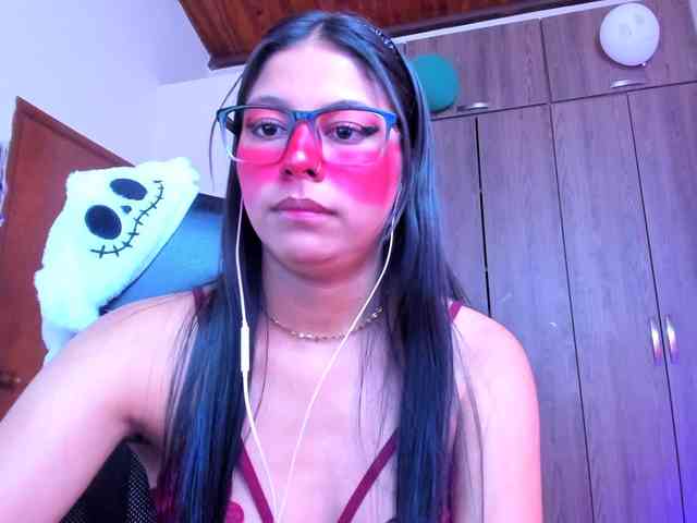 ALYSSON18 webcam