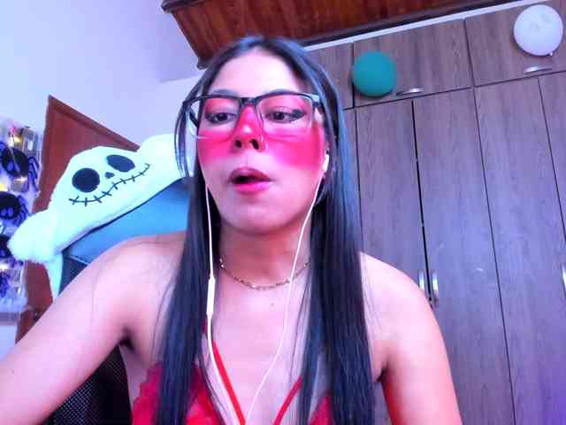 ALYSSON18 webcam