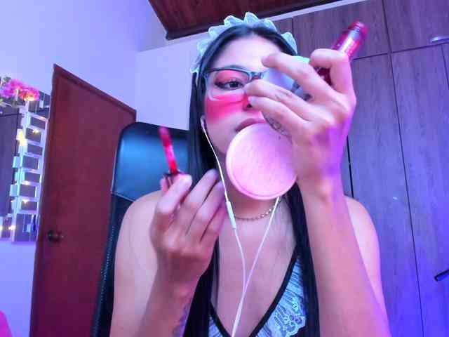 ALYSSON18 webcam