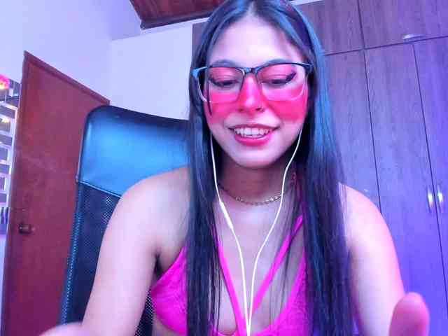 live chat sex ALYSSON18