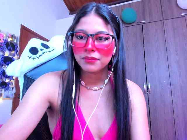 ALYSSON18 webcam