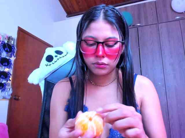 ALYSSON18 webcam