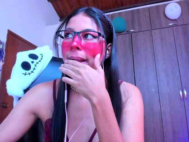 ALYSSON18 webcam