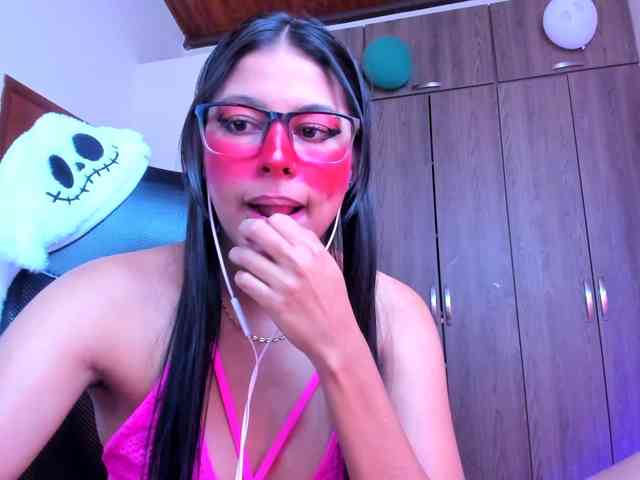 ALYSSON18 webcam