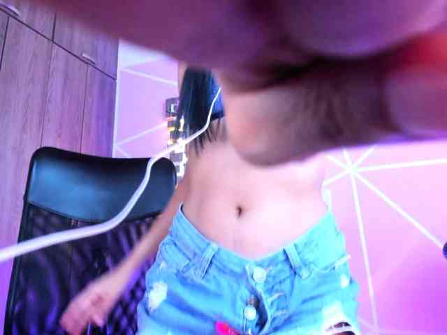 ALYSSON18 webcam