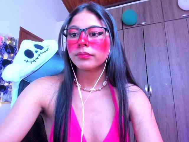 ALYSSON18 webcam