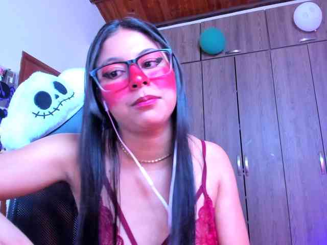 ALYSSON18 webcam