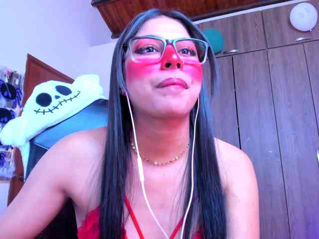 ALYSSON18 webcam
