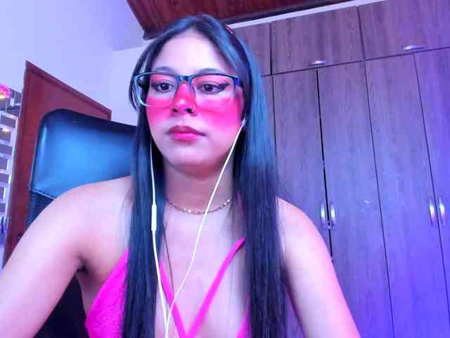 ALYSSON18 webcam