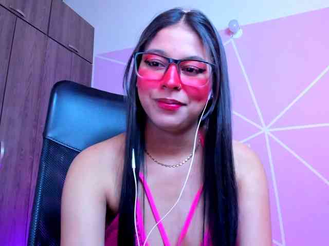 ALYSSON18 webcam