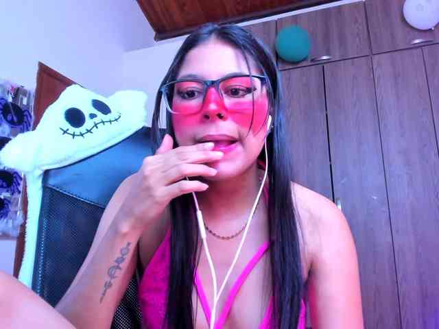 ALYSSON18 webcam