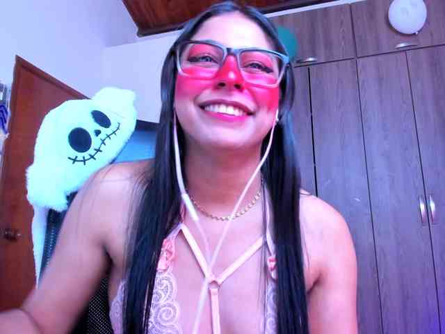 ALYSSON18 webcam