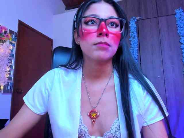 ALYSSON18 webcam