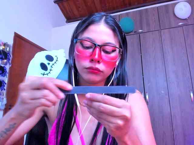 ALYSSON18 webcam