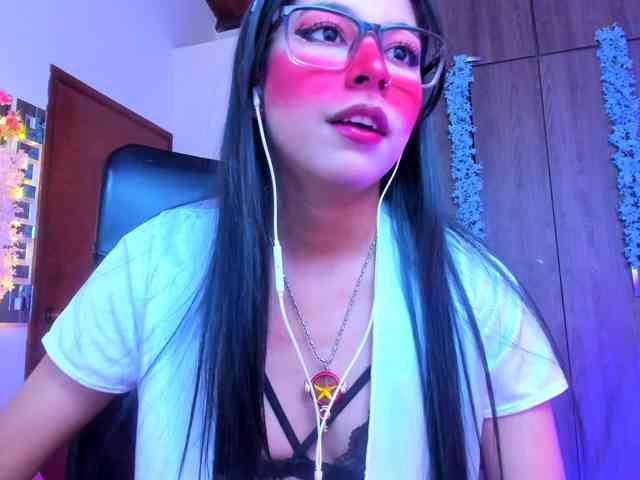 ALYSSON18 webcam