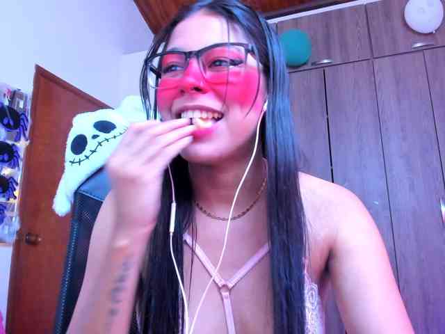 ALYSSON18 webcam
