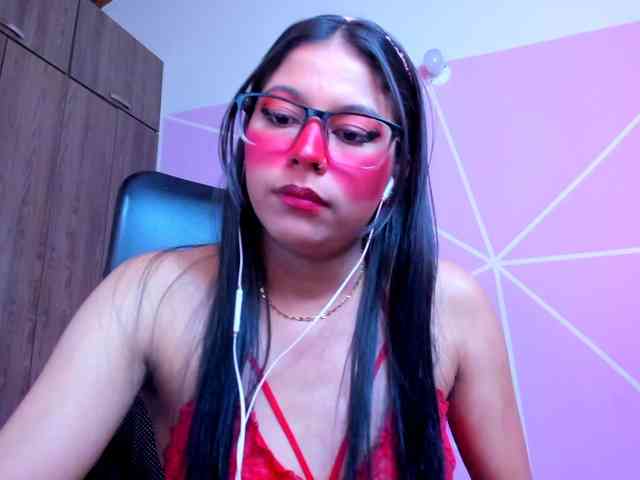 ALYSSON18 webcam
