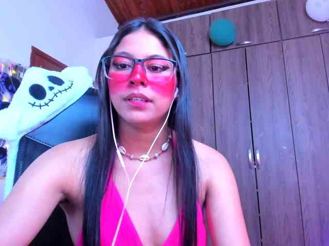 ALYSSON18 webcam