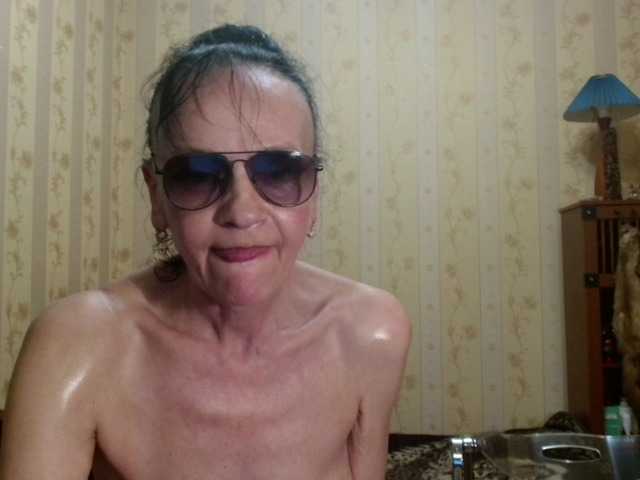 Valenttijm3851's BongaCams show and profile