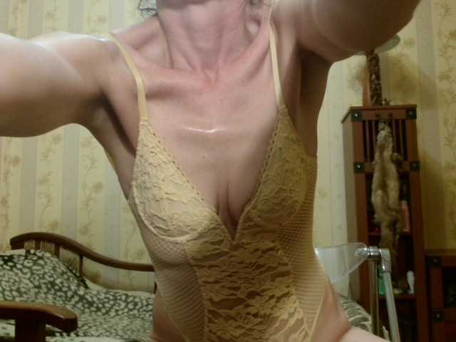 Valenttijm3851's BongaCams show and profile