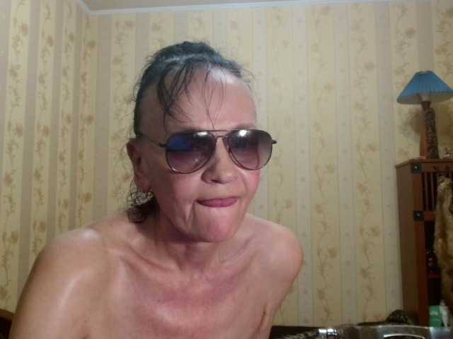 Valenttijm3851's BongaCams show and profile