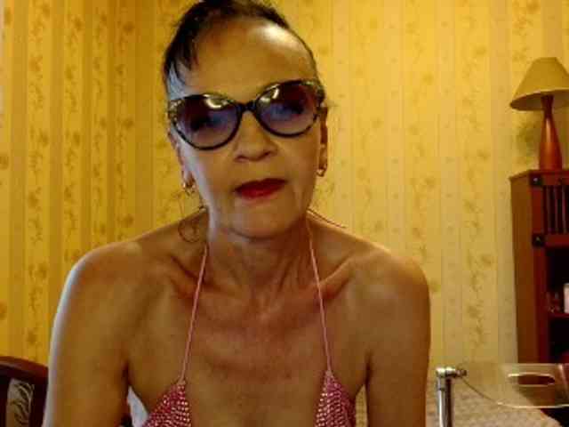 Valenttijm3851 webcam