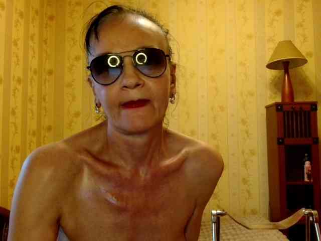 Valenttijm3851 webcam