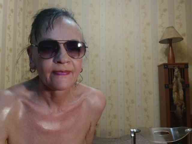 Valenttijm3851 webcam