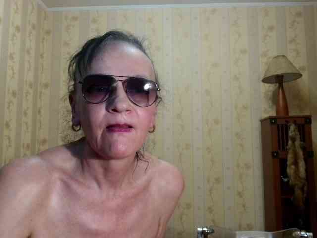 Valenttijm3851 webcam