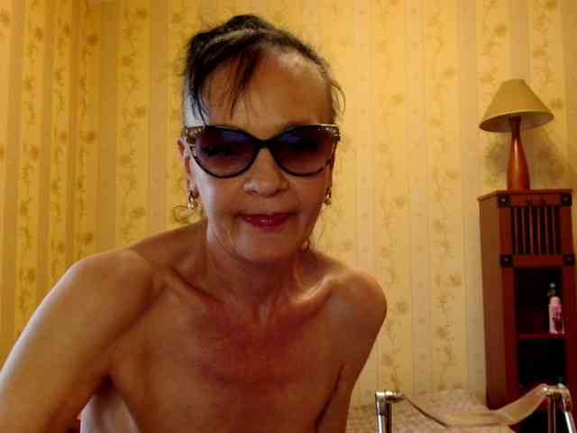 Valenttijm3851 webcam